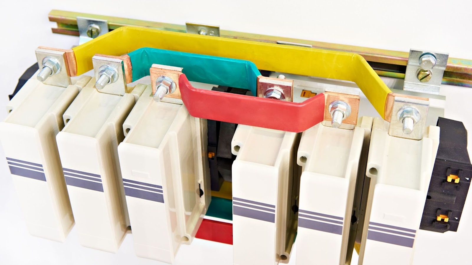 Dual certified contactors