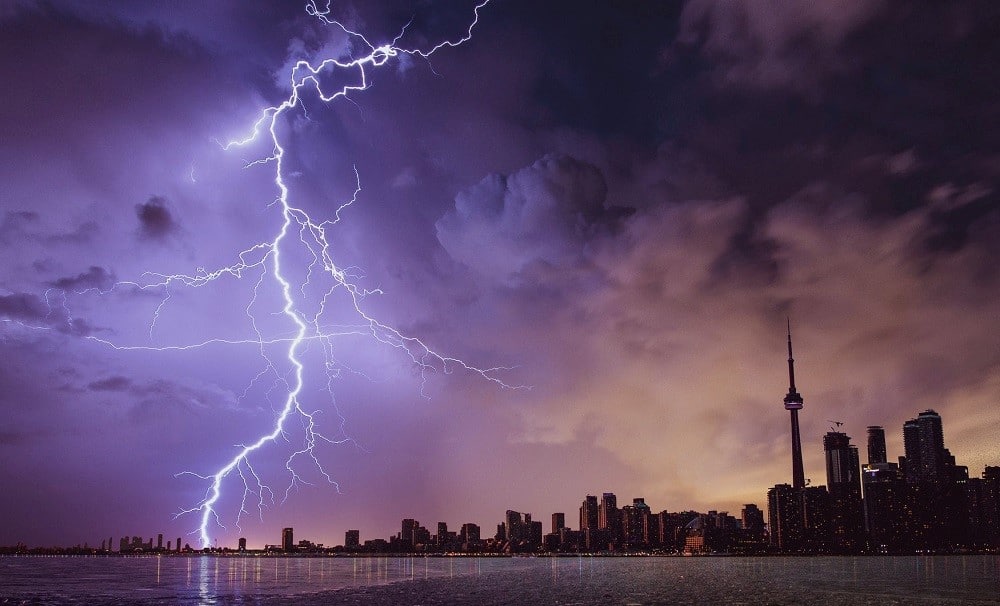 surge-arrester-vs-lightning-arrester-feature-20210913