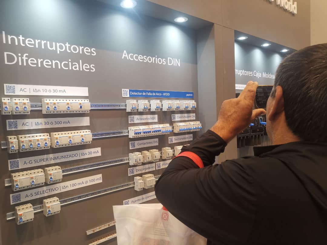 CHINT-Appearance-at-the-2023-Argentina-Lighting-Exhibition