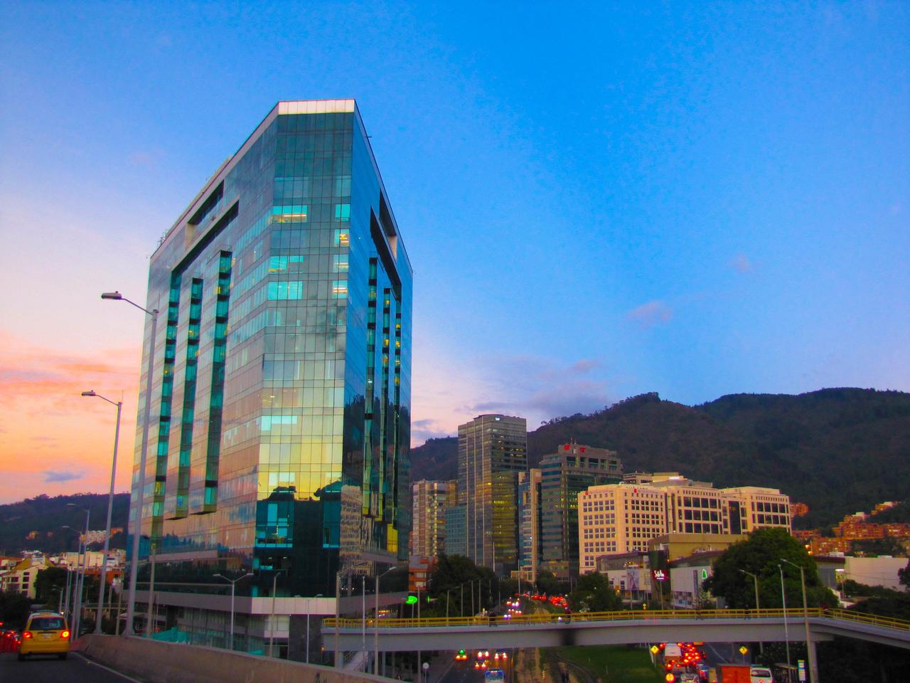 CHINT-COLOMBIA-NEW-OFFICE-OUTLOOK