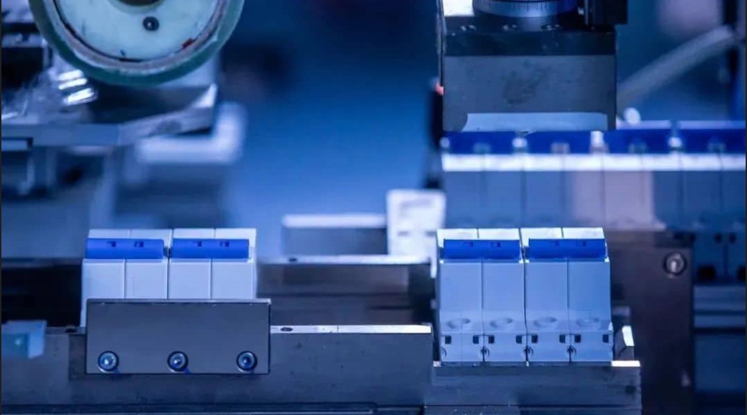 Digital-Pioneer-by-China’s-MIIT-1