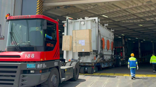 165-ton Transformer Successfully Shipped: CHINT Sets a New Paradigm for Global Heavy-Duty Delivery