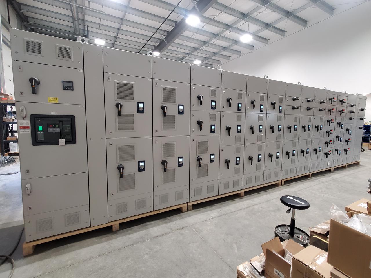chint‑in‑the‑oil‑and‑gas‑industry‑circuit‑motor‑protection‑for‑select‑electricals‑switchgear‑mcc‑in‑unreal‑timelines