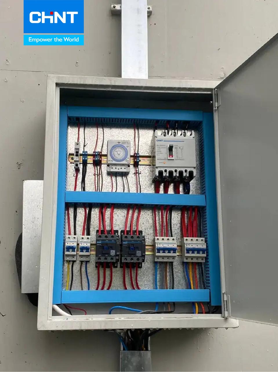 Low-voltage protection and control panel for off-grid solar street lighting in the Soran–Khlefan project, featuring MCCBs, MCBs, and contactors.
