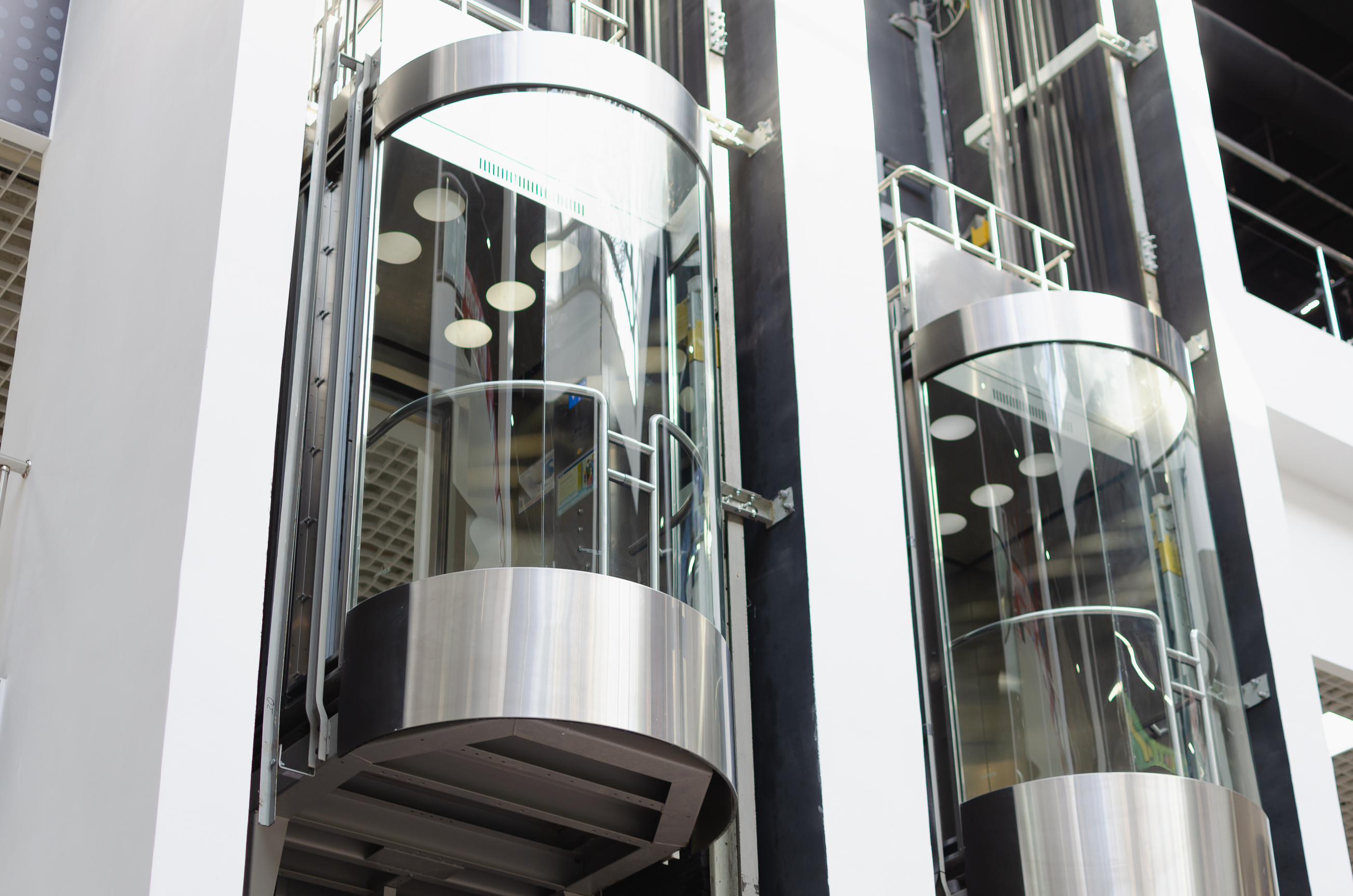Low-voltage Components for Elevator Applications